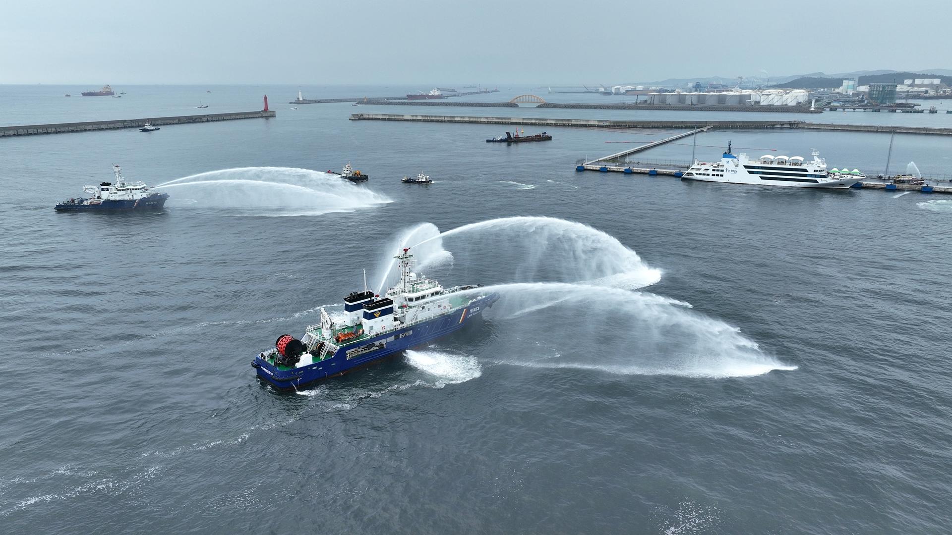 UPA, LNG 유출 대비 훈련 사진